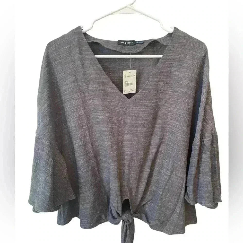 Blu Pepper Linen Blend Top Womens Medium Gray 3/4 Ruffle Bell Sleeve Boho NWT